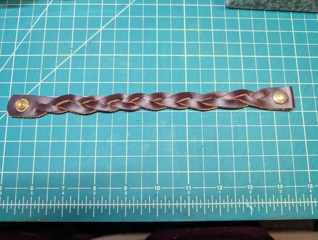 Image mystery_braid_bracelet.jpg
